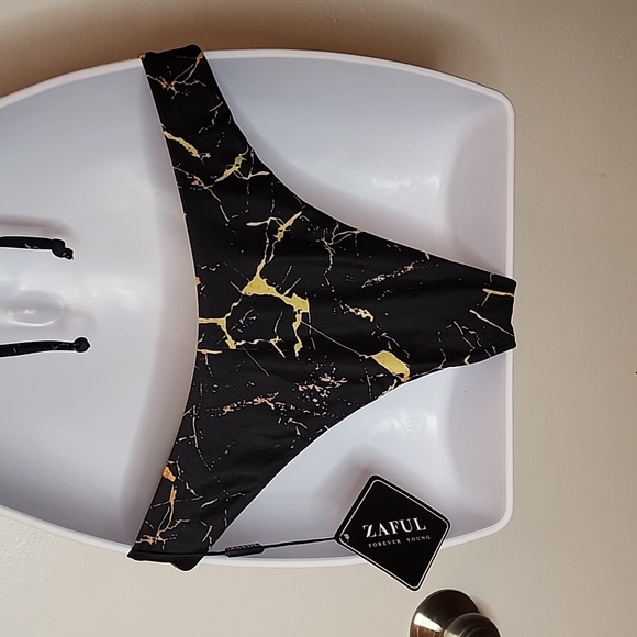 Zaful 2 PC Bikini Black And Gold Marbled, Size Medium - Picture 7 of 8